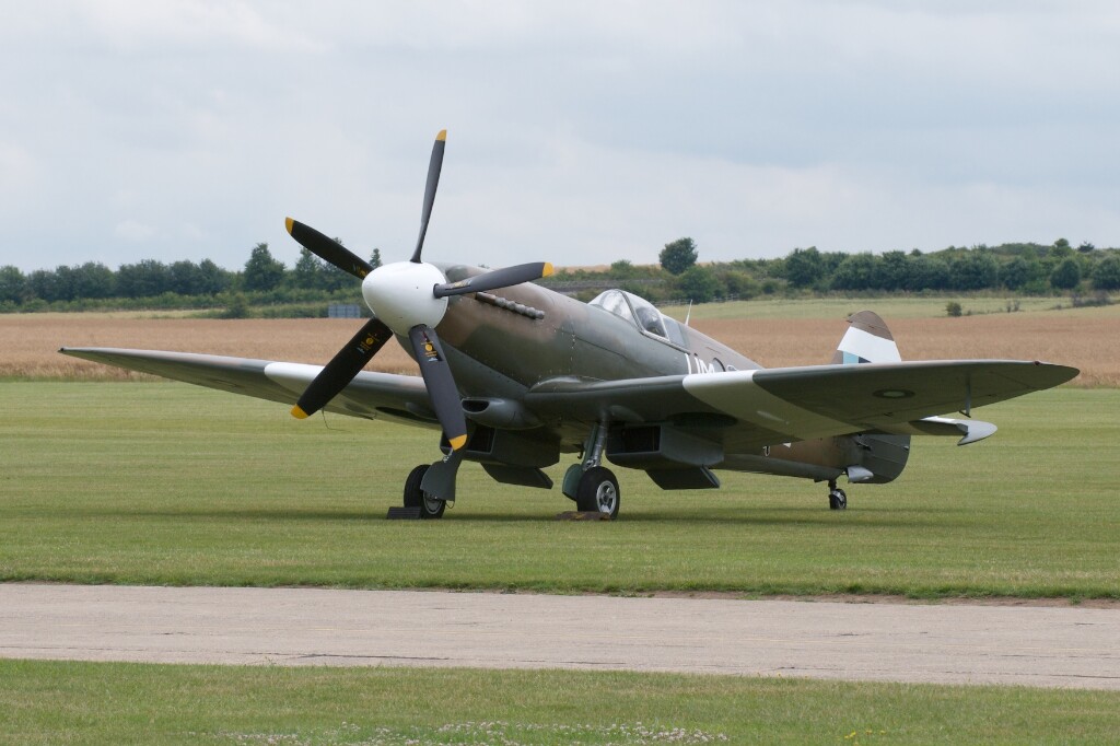 _DSC2013.jpg - Spitfire