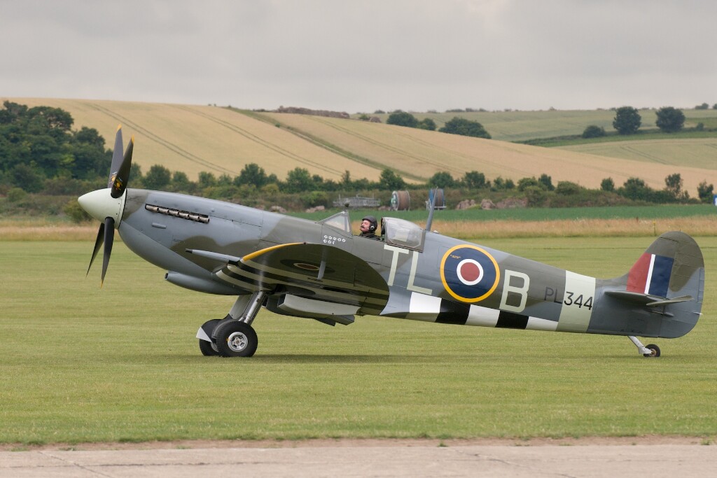 _DSC2060.jpg - Spitfire