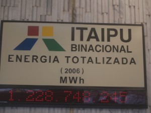 ITAIPU Staudamm 2006